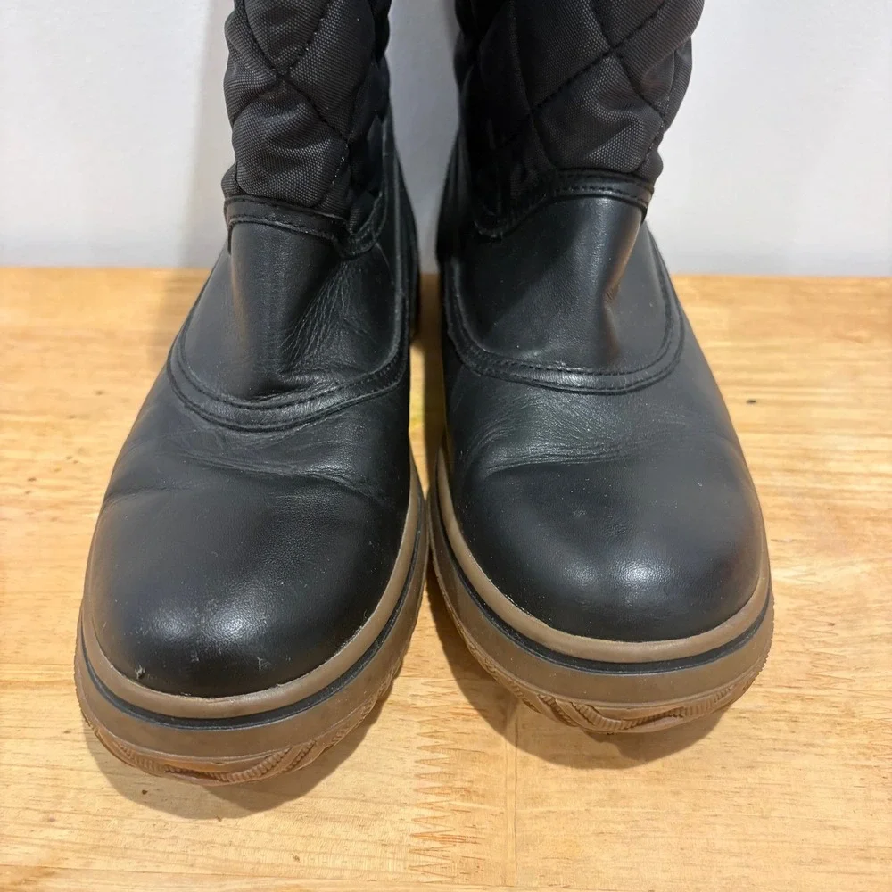 Coach Samara Quilted Winter Boots Women Black Size 8B Leather Nylon Snow Boots